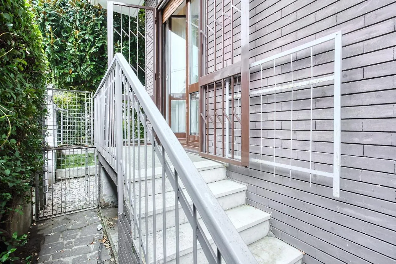 San Siro - Restful & Spacious Apt - Via Angelo De Vincenti Milan Apartment